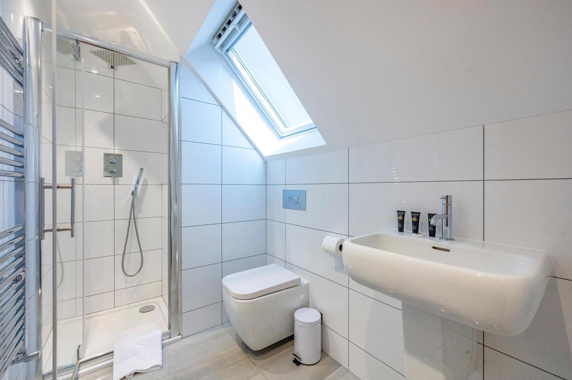 *rb7c* For Your Relaxed & Cosy + Free Parking + Free Fast Wifi * Habitación en casa particular *